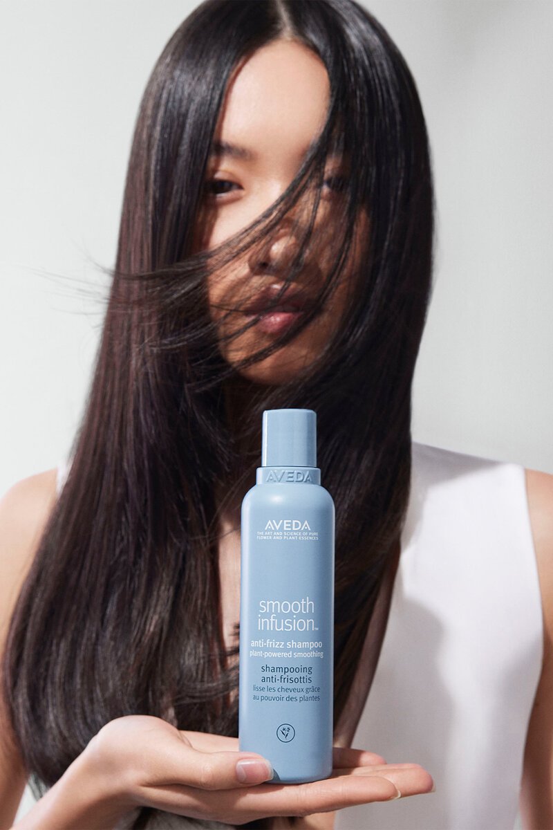 Aveda Smooth Infusion Anti-Frizz Shampoo 200ml bottle – view 4