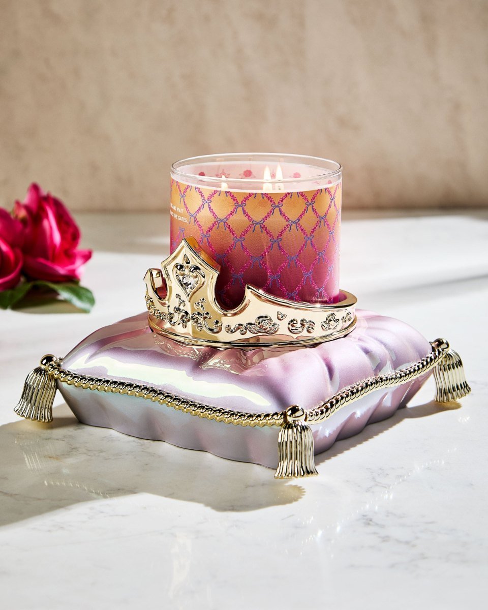 Bath & Body Works Disney Princess Aurora Crown Pedestal 3-Wick Candle Holder – original in Egypt – view 2
