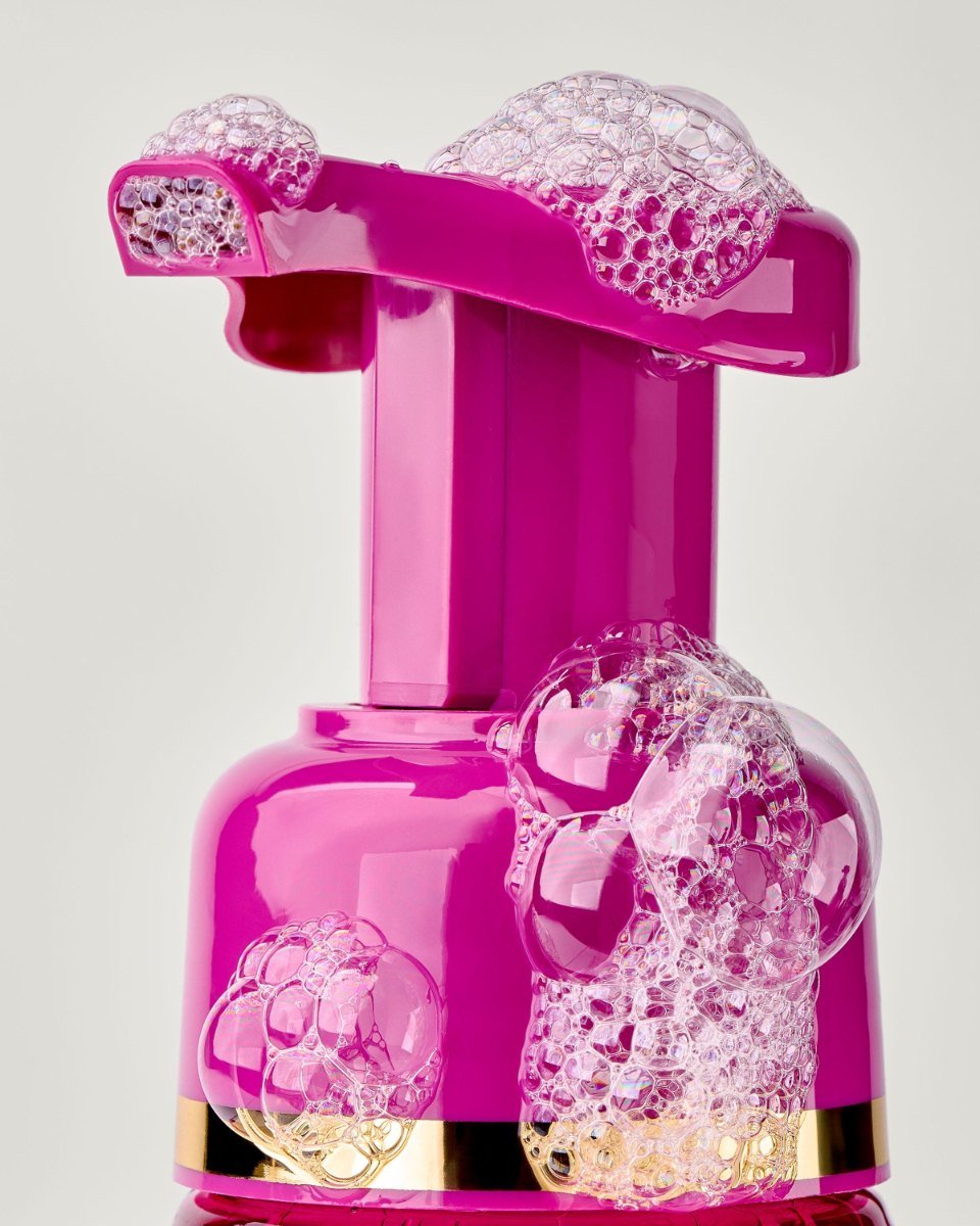 Bath & Body Works Disney Princess Aurora Gentle & Clean Foaming Hand Soap 259ml – original in Egypt – view 4