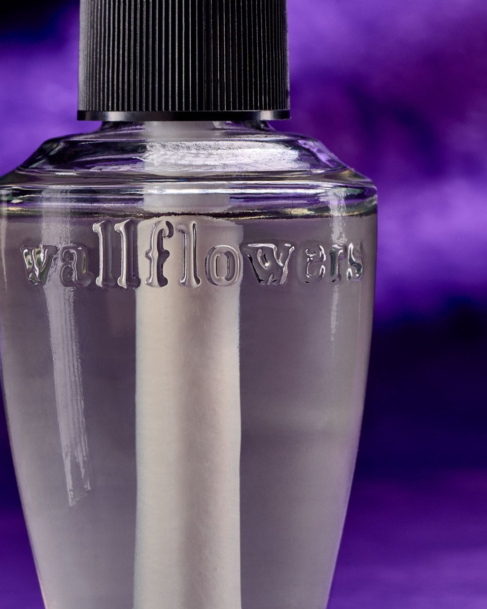 Bath & Body Works Disney Princess Rapunzel Wallflowers Fragrance Refill 24ml – original in Egypt – view 2