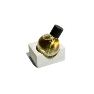 Photo/Genics + Co No.5 Pavot Extrait de Parfum 100ml bottle – original poppy, myrrh and gardenia in Egypt