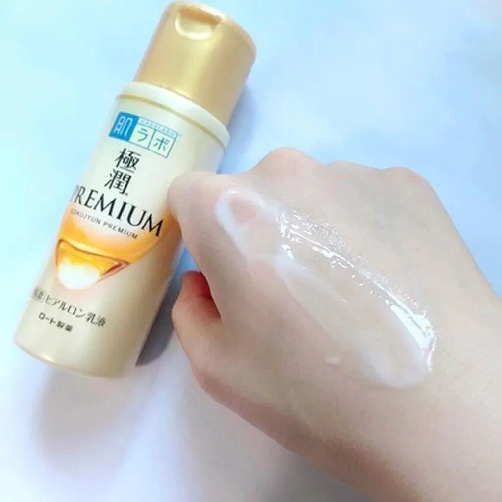 Hada Labo Gokujyun Premium Hyaluronic Milk 140ml Japanese milky lotion pump bottle – view 2